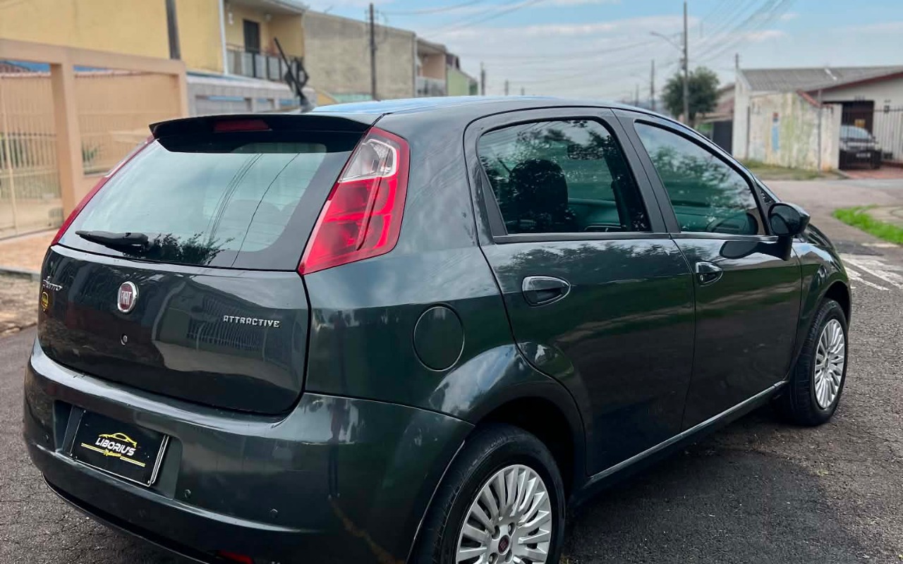 imagem-https://www.socarrao.com.br/sc-vehicle-images-prod/3231253/1786721378224-YTY0M2MzMzYtNWI0Zi00ZTBiLTlhY2QtNjhjYTQ5YjQ1NTA0ICgxKS5qcGc.jpg