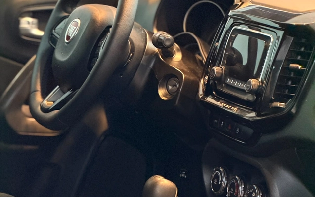 imagem-https://www.socarrao.com.br/sc-vehicle-images-prod/3231380/1786721622046-V2hhdHNBcHAgSW1hZ2UgMjAyNi0wOC0xNCBhdCAxMC40My4xNyAoMSkuanBlZw.jpeg