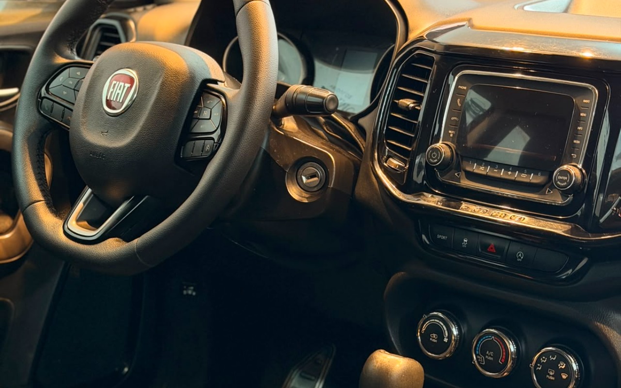 imagem-https://www.socarrao.com.br/sc-vehicle-images-prod/3231380/1786721622110-V2hhdHNBcHAgSW1hZ2UgMjAyNi0wOC0xNCBhdCAxMC40My4xOSAoMSkuanBlZw.jpeg