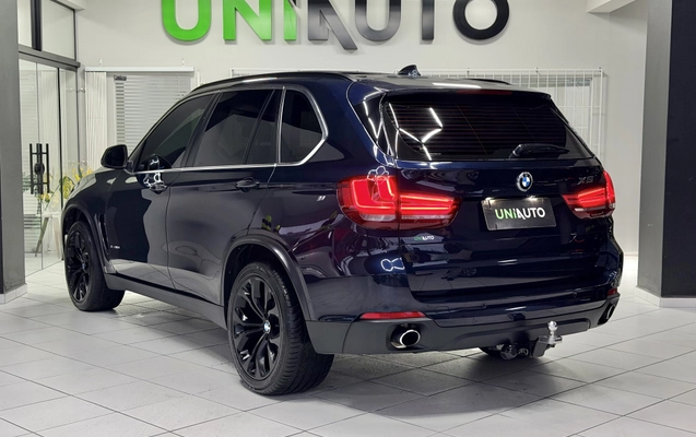 imagem-https://www.socarrao.com.br/sc-vehicle-images-prod/3231447/1786721869916-003_d051932a394bffd1bd357a0e786e62a6.jpeg