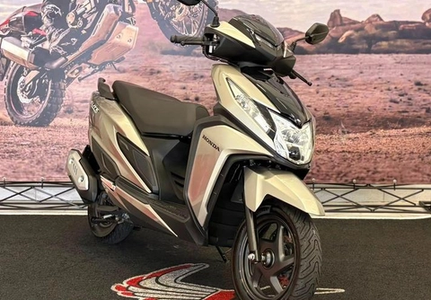 Honda ELITE 125 2025 Prata — foto 1 de 3