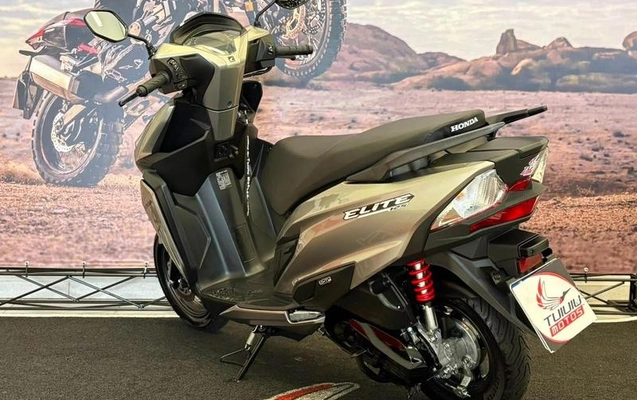 imagem-https://www.socarrao.com.br/sc-vehicle-images-prod/3231531/1786737410763-8374270_9_B_90d308eec2.jpeg
