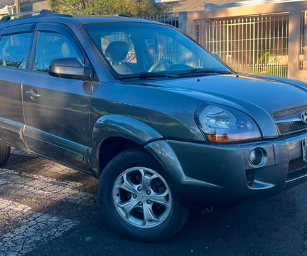 Hyundai Tucson 2.0 16V Flex Aut. 2017 Cinza — foto 1 de 3