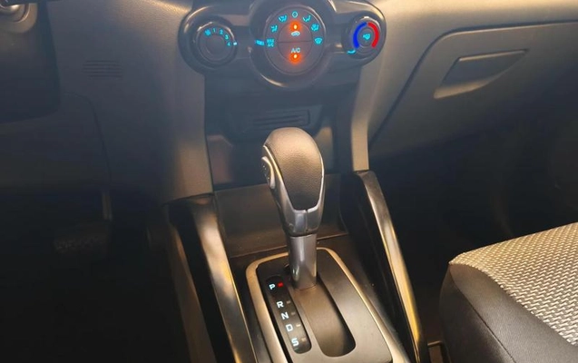 imagem-https://www.socarrao.com.br/sc-vehicle-images-prod/3231944/1788267302639-8319281_10_B_6e0d4d06c4.jpeg