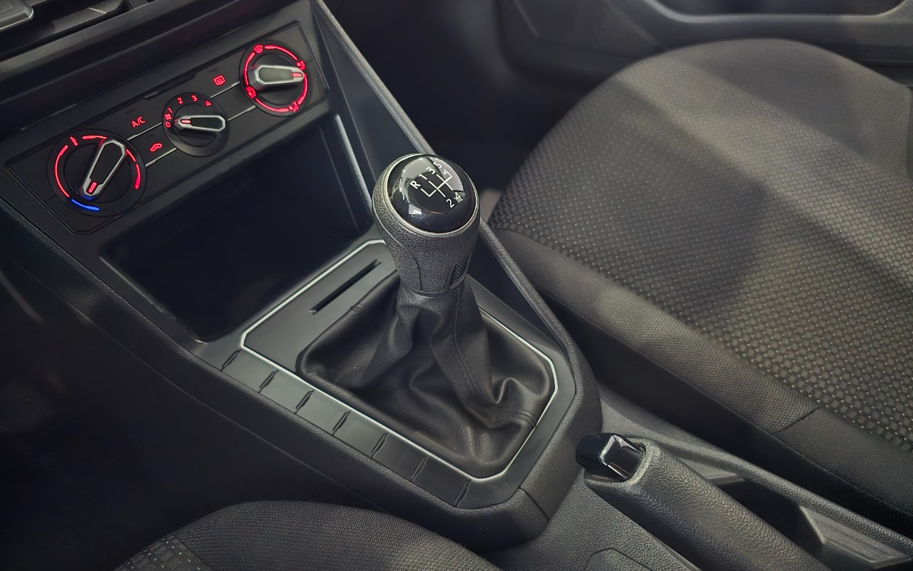imagem-https://www.socarrao.com.br/sc-vehicle-images-prod/3231984/1790277736748-MTE1LmpwZw.jpg