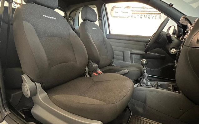 imagem-https://www.socarrao.com.br/sc-vehicle-images-prod/3232271/1786724078560-gb-5d9c1ed.jpeg