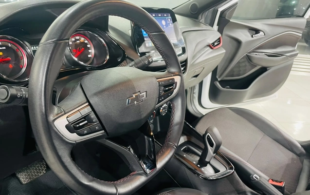 imagem-https://www.socarrao.com.br/sc-vehicle-images-prod/3232749/1786725154505-003_fdfea8dea4eb98de3fb8fe4237e2520a.jpeg