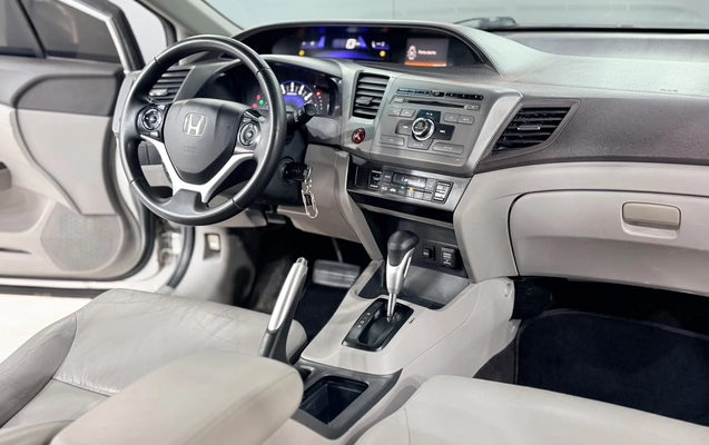 imagem-https://www.socarrao.com.br/sc-vehicle-images-prod/3232755/1786725293701-003_0afb236f68b5a68e1023dfa9c805bd56.jpeg