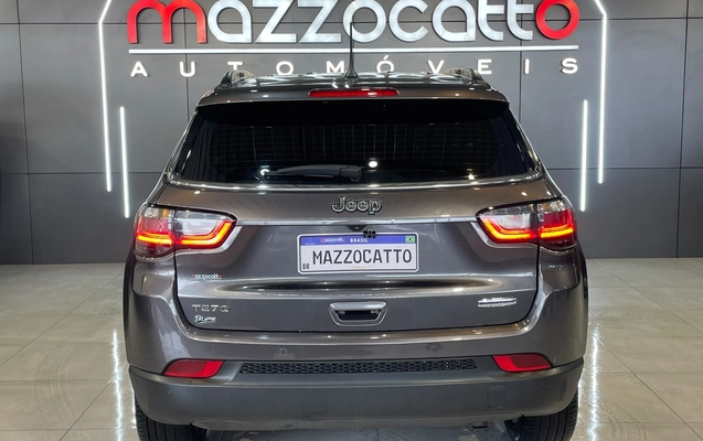 imagem-https://www.socarrao.com.br/sc-vehicle-images-prod/3233157/1786726233867-003_655cdd3e2b2676c990ed1df98adadcf8.jpeg