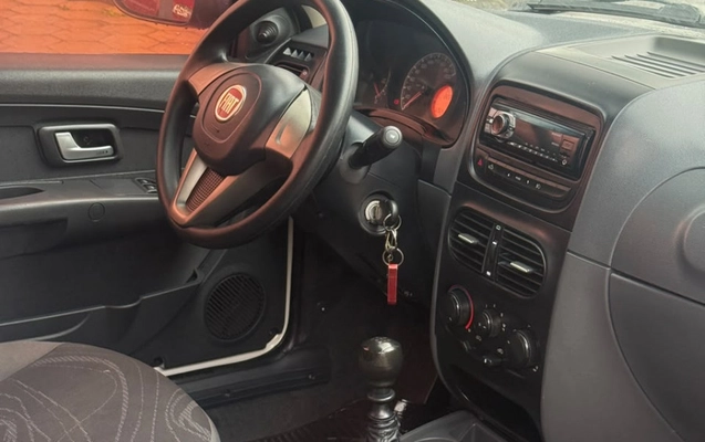 imagem-https://www.socarrao.com.br/sc-vehicle-images-prod/3233159/1786726317488-4k6AJd5HzHy46X6NQzIRtwsS7CptomnD.jpg