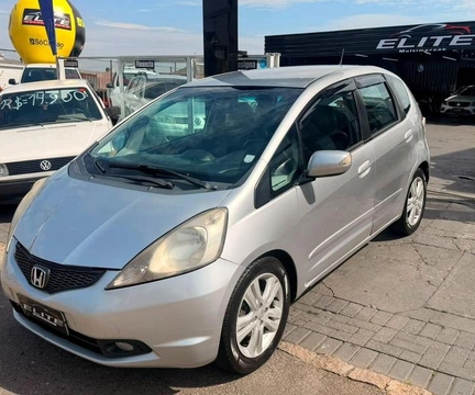 Honda Fit 2009 Prata — foto 1 de 3