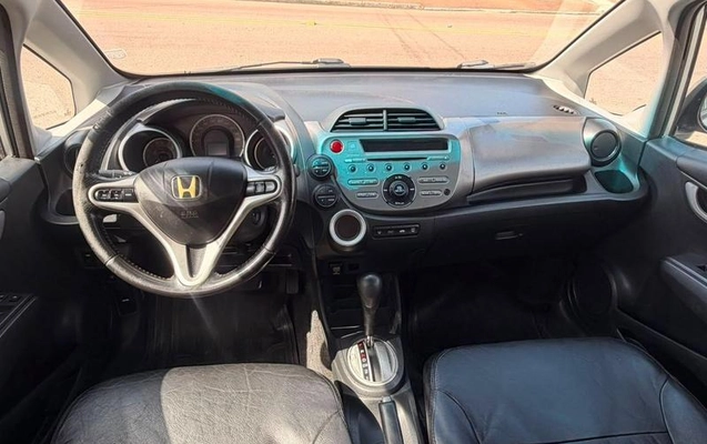 imagem-https://www.socarrao.com.br/sc-vehicle-images-prod/3233493/1786726910613-8380853_3_B_5562771dce.jpeg