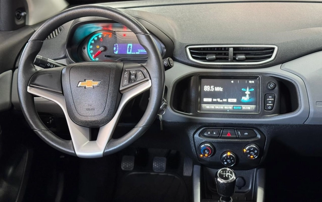 imagem-https://www.socarrao.com.br/sc-vehicle-images-prod/3233524/1786727112339-003_502c96fa66da2aacc113f4a9f74573c2.jpeg