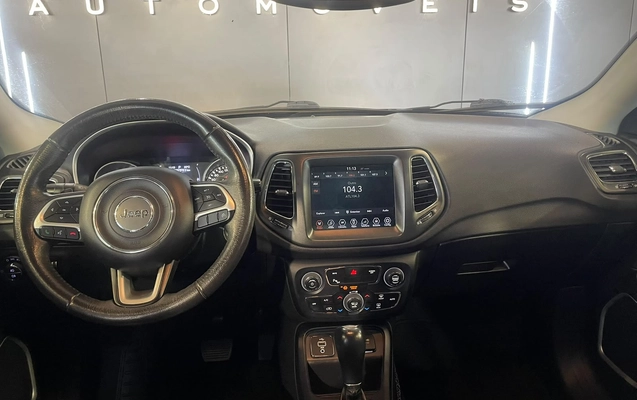 imagem-https://www.socarrao.com.br/sc-vehicle-images-prod/3233530/1786727181917-003_8698f7cb79e6e78cfebcdf004206f413.jpeg