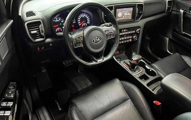 imagem-https://www.socarrao.com.br/sc-vehicle-images-prod/3233534/1786727628574-V2hhdHNBcHAgSW1hZ2UgMjAyNi0wOC0xNCBhdCAxNC4wMy40NiAoMSkuanBlZw.jpeg