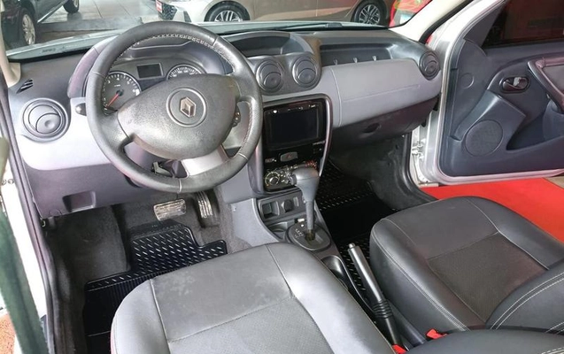 imagem-https://www.socarrao.com.br/sc-vehicle-images-prod/3233535/1788199147743-8379873_5_B_c485db14b1.jpeg