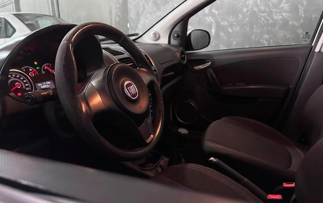 imagem-https://www.socarrao.com.br/sc-vehicle-images-prod/3233545/1788184892607-8378590_1_B_30c5c65707.jpeg