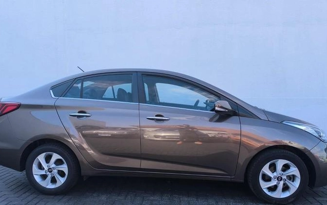 imagem-https://www.socarrao.com.br/sc-vehicle-images-prod/3233817/1787853664449-8380470_5_B_53a487c330.jpeg