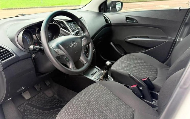 imagem-https://www.socarrao.com.br/sc-vehicle-images-prod/3233879/1788360833161-8380327_7_B_4c06487f68.jpeg