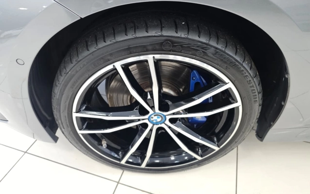 imagem-https://www.socarrao.com.br/sc-vehicle-images-prod/3233892/1786728151560-NVRIJ4Rx8pCk1MxIV9x3cjnLBHf1yzzt.jpg