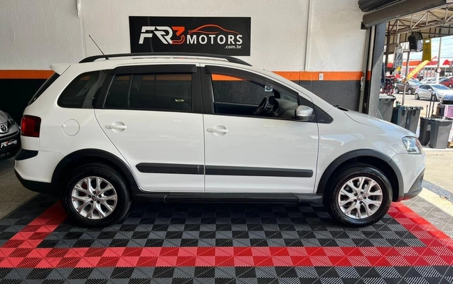 imagem-https://www.socarrao.com.br/sc-vehicle-images-prod/3233903/1786728192277-V2hhdHNBcHAgSW1hZ2UgMjAyNi0wOC0xNCBhdCAxNC4xOC4yMSAoMSkuanBlZw.jpeg