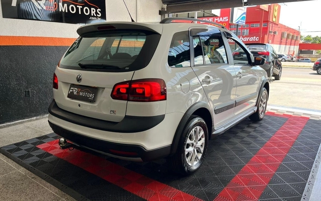 imagem-https://www.socarrao.com.br/sc-vehicle-images-prod/3233903/1786728192392-V2hhdHNBcHAgSW1hZ2UgMjAyNi0wOC0xNCBhdCAxNC4xOC4yMC5qcGVn.jpeg
