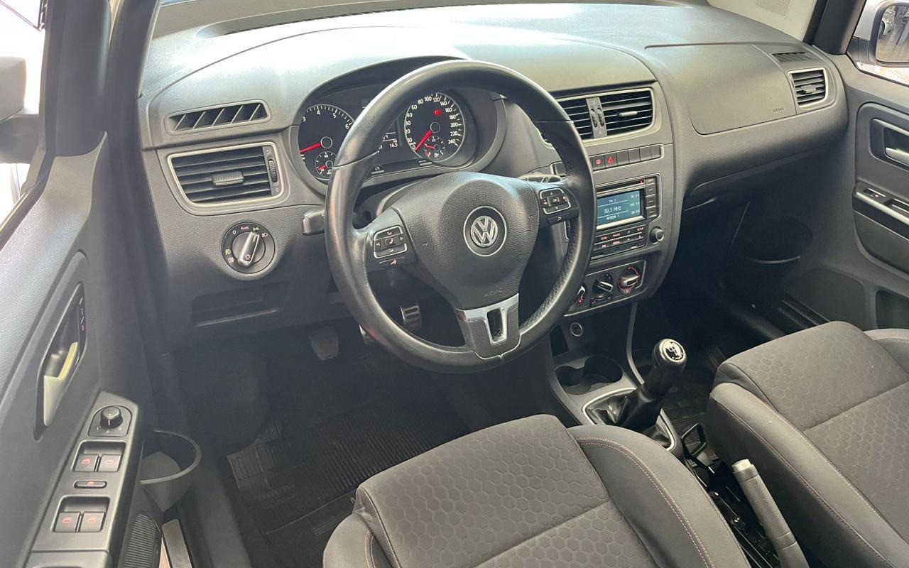 imagem-https://www.socarrao.com.br/sc-vehicle-images-prod/3233903/1786728192684-V2hhdHNBcHAgSW1hZ2UgMjAyNi0wOC0xNCBhdCAxNC4xOC4xOSAoMikuanBlZw.jpeg