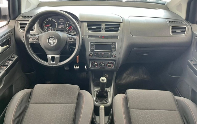 imagem-https://www.socarrao.com.br/sc-vehicle-images-prod/3233903/1786728192733-V2hhdHNBcHAgSW1hZ2UgMjAyNi0wOC0xNCBhdCAxNC4xOC4xOSAoMSkuanBlZw.jpeg