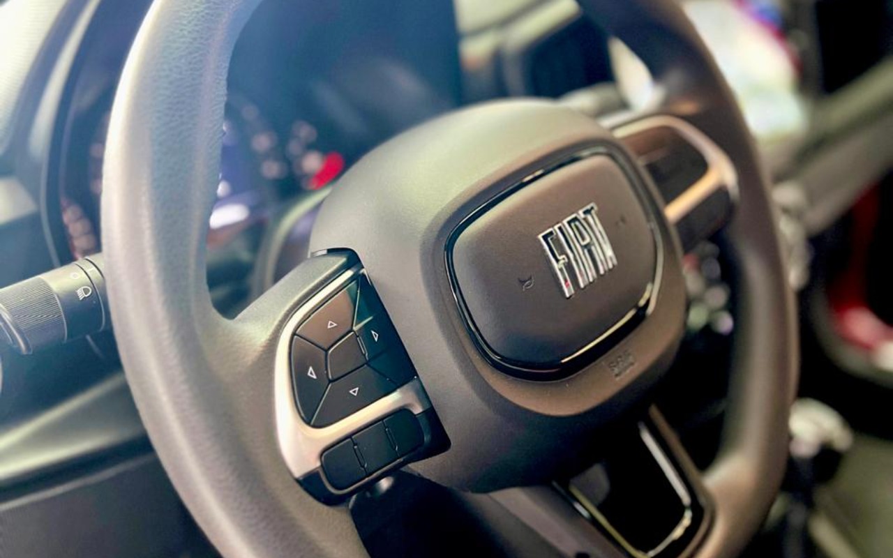 imagem-https://www.socarrao.com.br/sc-vehicle-images-prod/3233974/1786728546584-MTEuanBlZw.jpeg