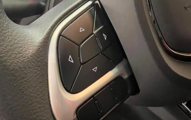imagem-https://www.socarrao.com.br/sc-vehicle-images-prod/3233974/1786728546897-MTAuanBlZw.jpeg