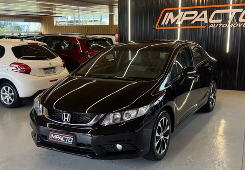 Honda Civic 2016 Preto — foto 1 de 3