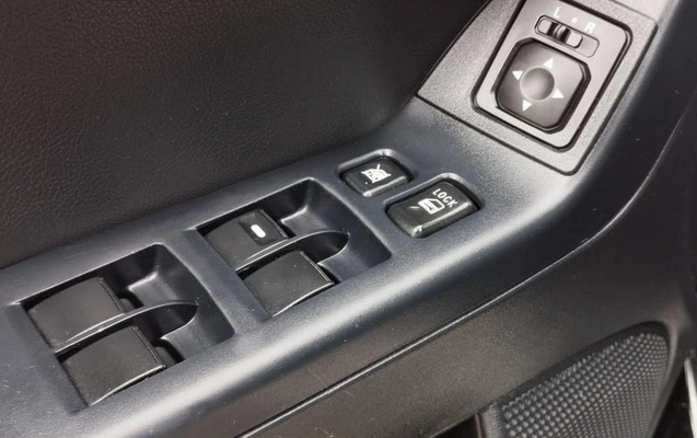 imagem-https://www.socarrao.com.br/sc-vehicle-images-prod/3234309/1786801045968-8381120_5_B_fa25f0b2b2.jpeg