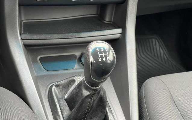 imagem-https://www.socarrao.com.br/sc-vehicle-images-prod/3234354/1786729399135-8379718_13_B_27edfc0783.jpeg
