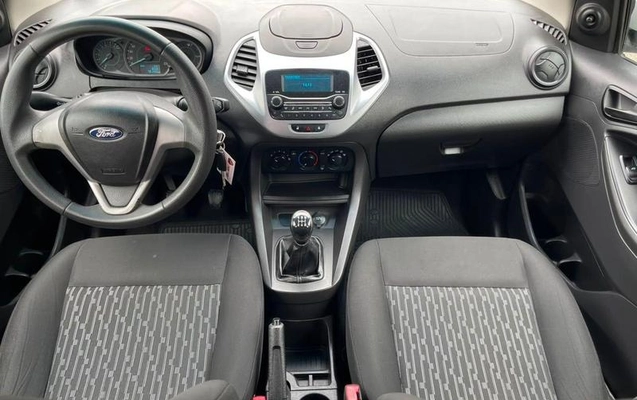 imagem-https://www.socarrao.com.br/sc-vehicle-images-prod/3234354/1786729399139-8379718_13_B_da1b554e6e.jpeg
