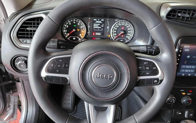 imagem-https://www.socarrao.com.br/sc-vehicle-images-prod/3234361/1786729537526-8366992_14_B_f94a9d49b4.jpeg