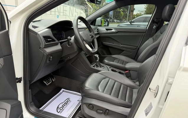 imagem-https://www.socarrao.com.br/sc-vehicle-images-prod/3234558/1789226119591-8372699_14_B_40a16b8dd9.jpeg