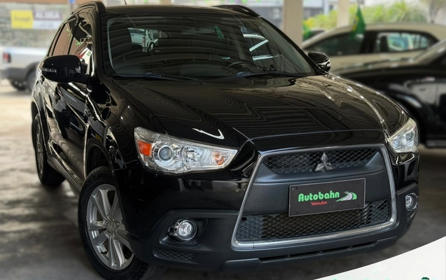 imagem-https://www.socarrao.com.br/sc-vehicle-images-prod/3234623/1789650394257-a300fbcb-954a-48a9-8fcc-055fbb7e6852.jpg