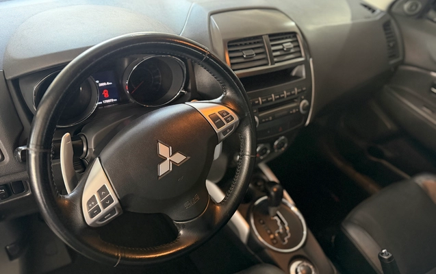 imagem-https://www.socarrao.com.br/sc-vehicle-images-prod/3234623/1789650394267-dbc4ad46-136d-47e8-babf-bb86491e6460.jpg