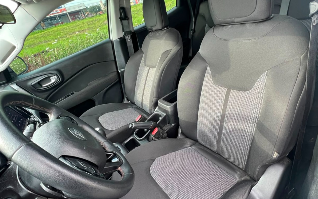 imagem-https://www.socarrao.com.br/sc-vehicle-images-prod/3234647/1786730107718-V2hhdHNBcHAgSW1hZ2UgMjAyNi0wOC0xMyBhdCAxNS41Mi40MC5qcGVn.jpeg