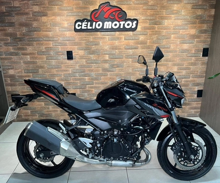 Kawasaki Z 400 2024 Preto — foto 1 de 3