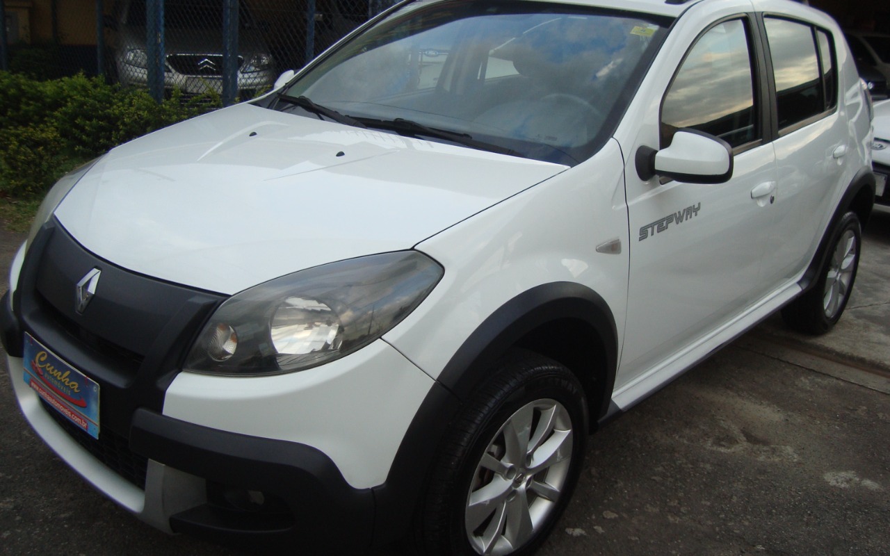 Renault Sandero 2014 Branco — foto 1 de 3