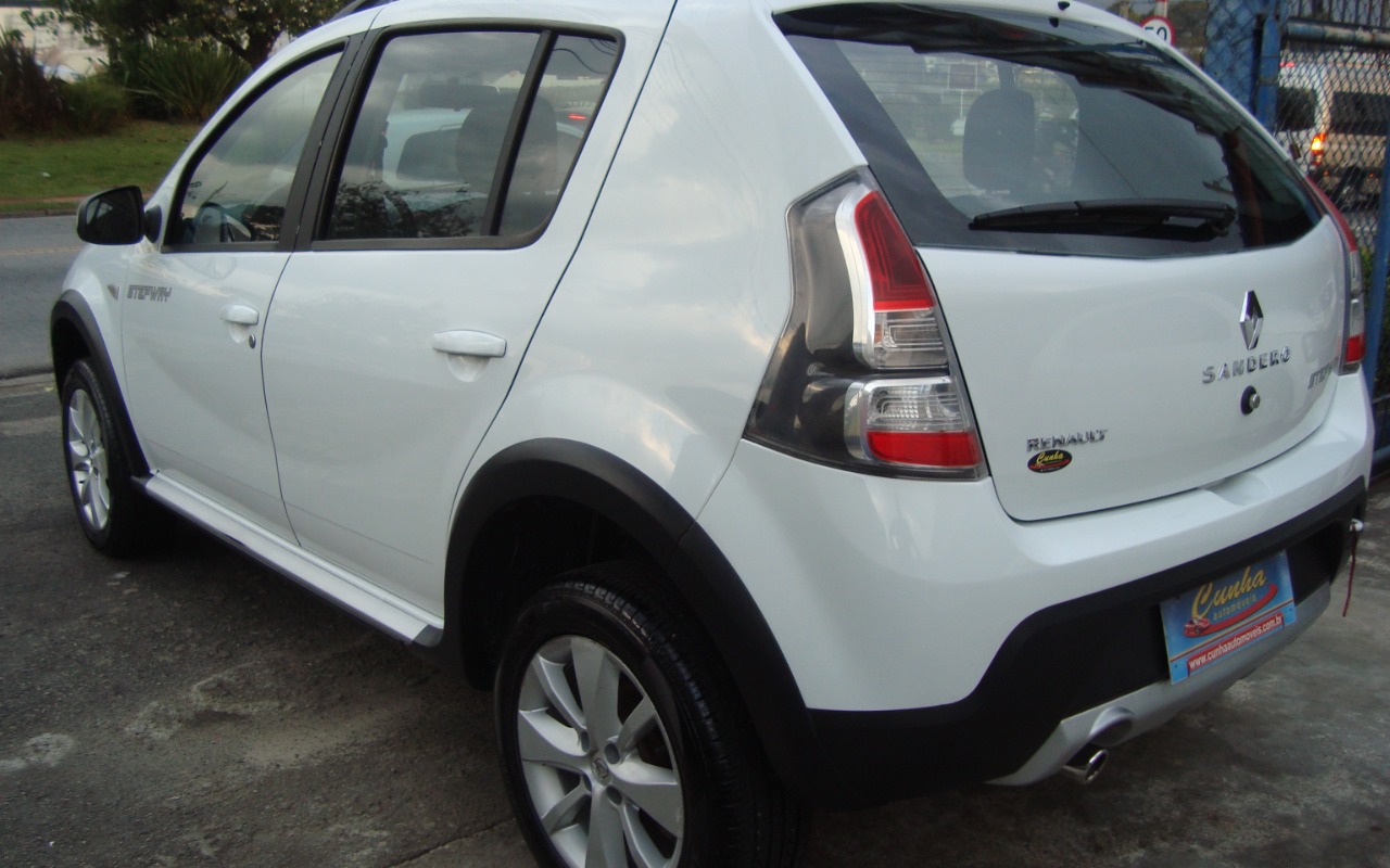 imagem-https://www.socarrao.com.br/sc-vehicle-images-prod/3235307/1786731587131-RFNDMDU4NTkuSlBH.JPG