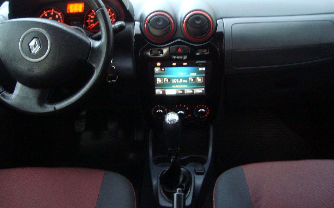 imagem-https://www.socarrao.com.br/sc-vehicle-images-prod/3235307/1786731588128-RFNDMDU4NjYuSlBH.JPG