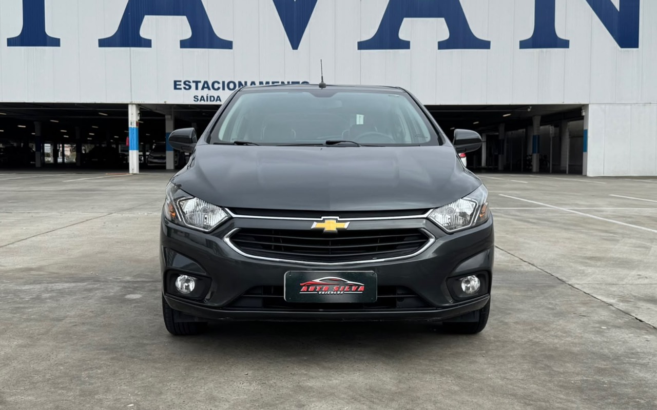 imagem-https://www.socarrao.com.br/sc-vehicle-images-prod/3235495/1786731676778-V2hhdHNBcHAgSW1hZ2UgMjAyNi0wOC0xNCBhdCAxMy41Ny41NSAoMSkuanBlZw.jpeg