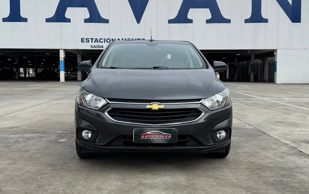 imagem-https://www.socarrao.com.br/sc-vehicle-images-prod/3235495/1786731676778-V2hhdHNBcHAgSW1hZ2UgMjAyNi0wOC0xNCBhdCAxMy41Ny41NSAoMSkuanBlZw.jpeg