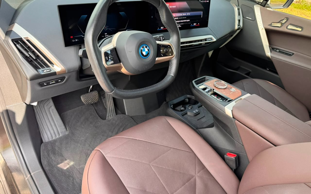imagem-https://www.socarrao.com.br/sc-vehicle-images-prod/3235530/1786731801482-V2hhdHNBcHAgSW1hZ2UgMjAyNi0wOC0xNCBhdCAxNC4xOS4xOSAoMikuanBlZw.jpeg