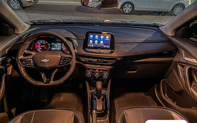 imagem-https://www.socarrao.com.br/sc-vehicle-images-prod/3235549/1786731814049-771307b7-a7a6-4cb1-bc43-7e92d3b07811.jpg