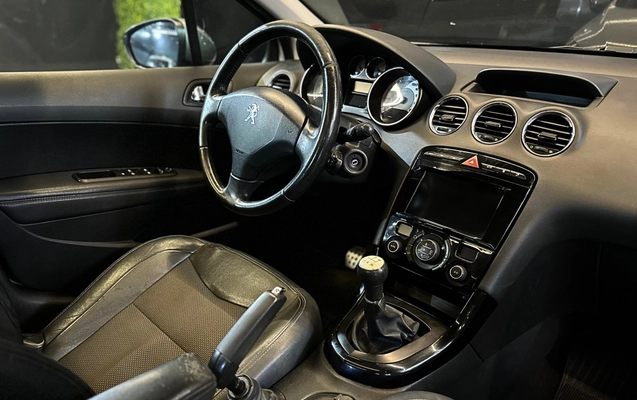 imagem-https://www.socarrao.com.br/sc-vehicle-images-prod/3235965/1786732538092-9_030849.jpg