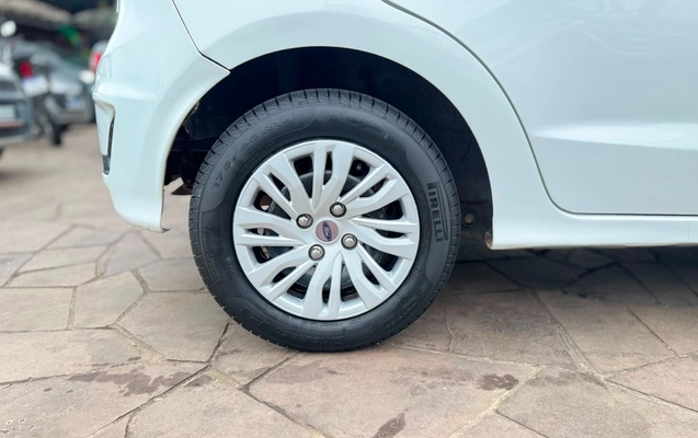 imagem-https://www.socarrao.com.br/sc-vehicle-images-prod/3236251/1786733174077-V2hhdHNBcHAgSW1hZ2UgMjAyNi0wOC0xNCBhdCAxNS4yMi4yMSAoMikuanBlZw.jpeg
