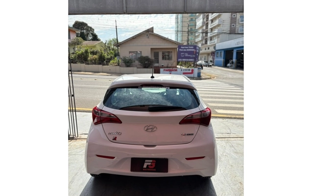 imagem-https://www.socarrao.com.br/sc-vehicle-images-prod/3236270/1786733203986-16_033936.jpg